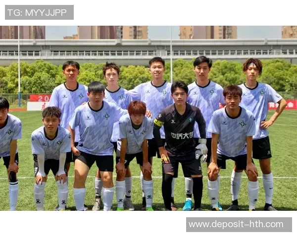 大学生足球联赛校园组精彩纷呈各高校队伍齐聚一堂争夺冠军荣耀